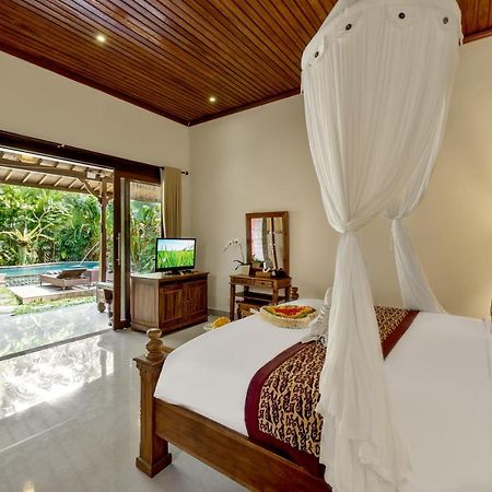 D'Bale Ananda Ubud Villa מראה חיצוני תמונה